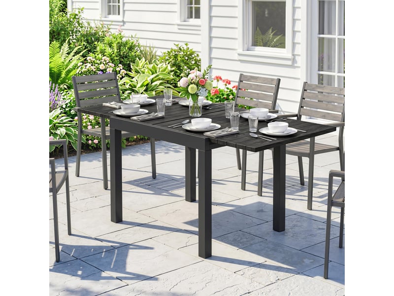  Table de jardin extensible 80160 cm pour 4 à 6 personnes, en aluminium avec plateau à lattes, aspect bois, noire.  - Conforama C
