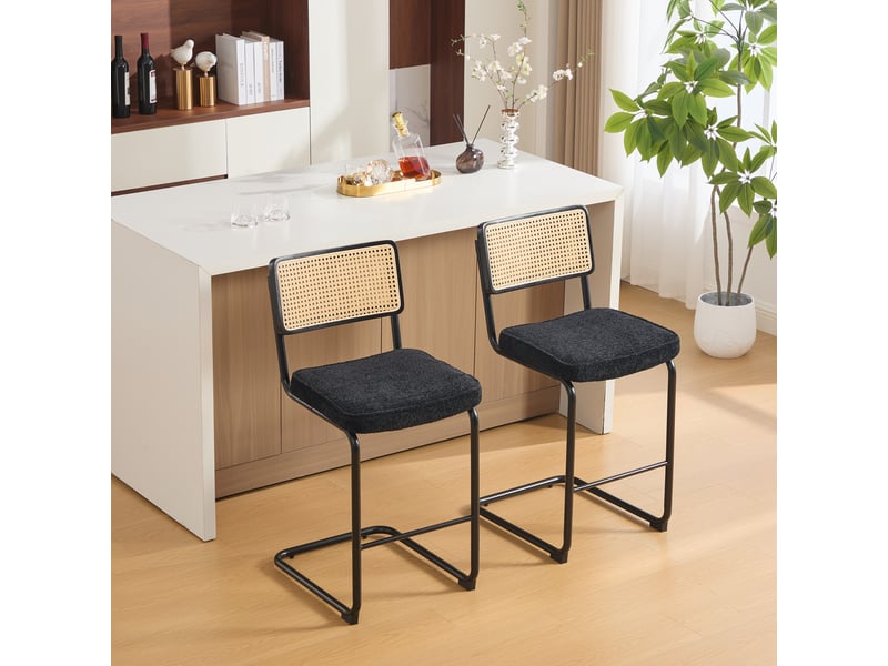 Lot de 2 chaises de bar, tabouret de bar noir avec dossier aspect rotin et assise en tissu chenille, pieds en métal, 98cm  - Conforama B