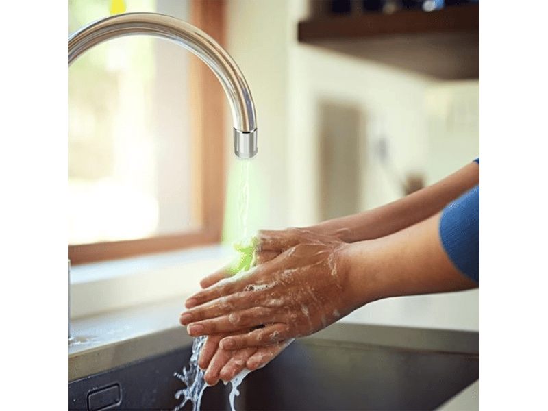 Robinet de cuisine à 3 couleurs de lumière led changeante avec capteur de température et jet d'eau pour douche - Conforama D