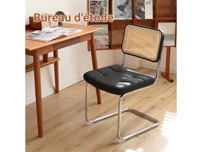  Lot de 2 chaises de salle à manger luge avec pieds chromés, dossier en rotin et assise en simili cuir noir, style moderne  - Conforama D