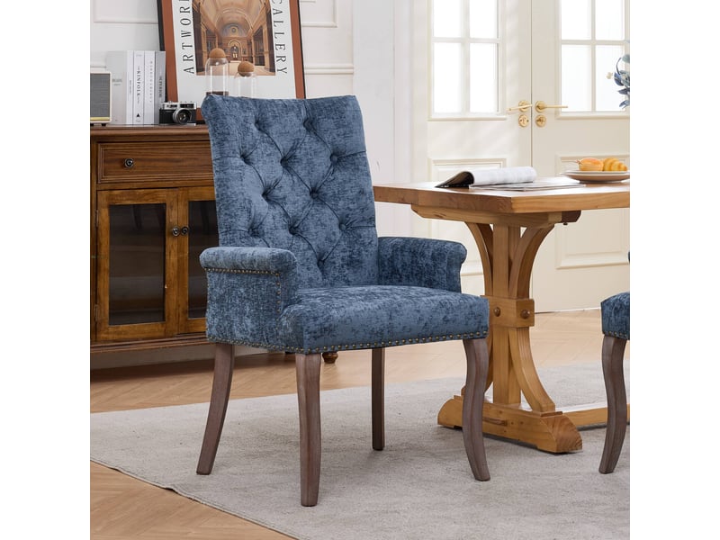  Chaise de salle à manger en chenille bleue avec accoudoirs, dossier haut capitonné, pieds courbés en bois massif, assise rembourrée, style classique  - Conforama B