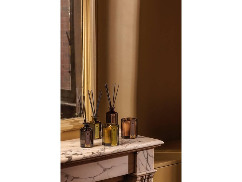  Bougie parfumée lucien hexagonale 265g musc LUCIEN - Conforama C