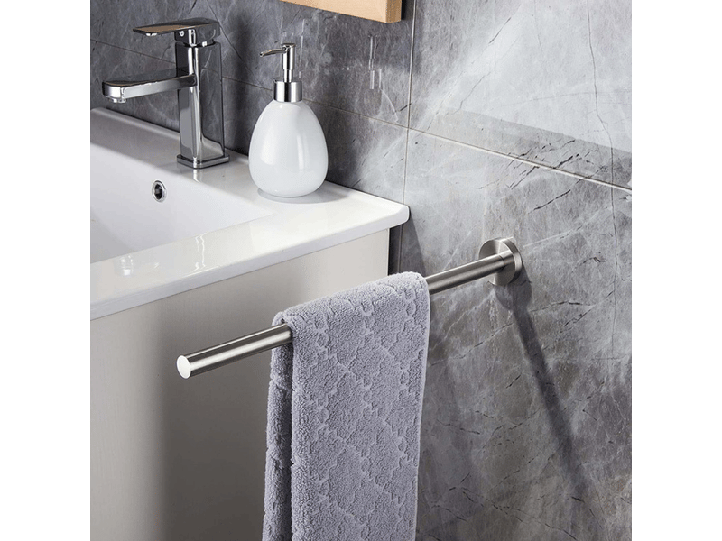  Un porte-serviettes en inox brossé noir à fixer au mur dans la salle de bain  - Conforama D