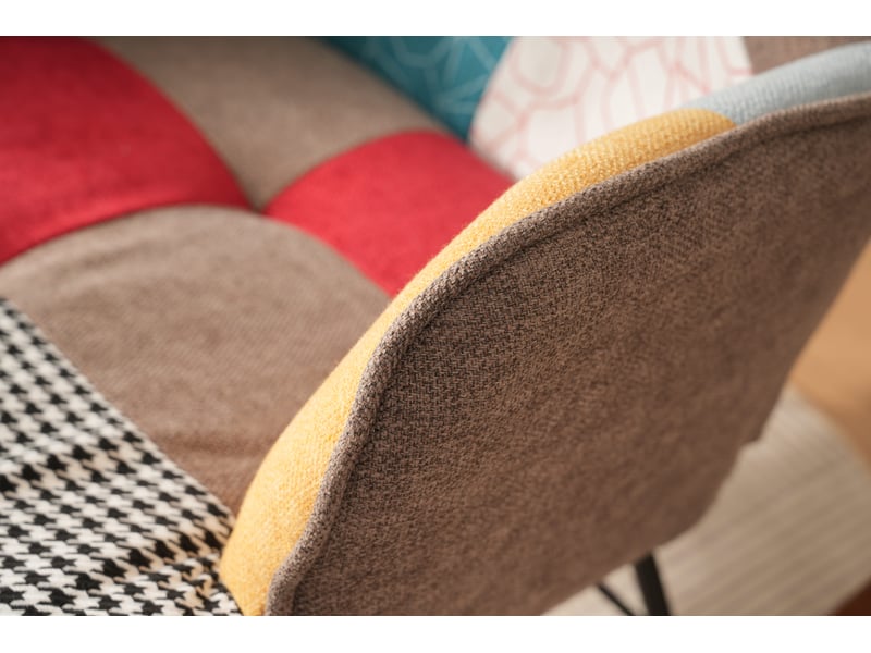  Fauteuil à bascule avec repose-pieds, assise capitonnée et dossier rembourré, patchwork en mousse multicolore  - Conforama E