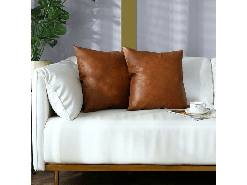  Lot de 2 housses de coussin décoratives 45 x 45 cm, en similicuir 45 x 45 cm, style ferme moderne, marron  - Conforama C