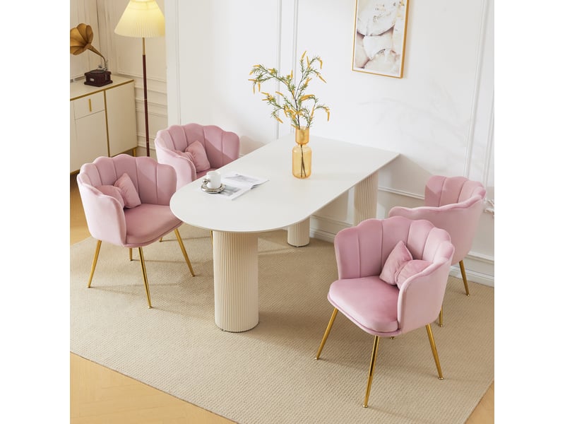  Lot de 4 chaises en velours rose avec dossier pétale, pieds en métal doré et coussins  - Conforama C