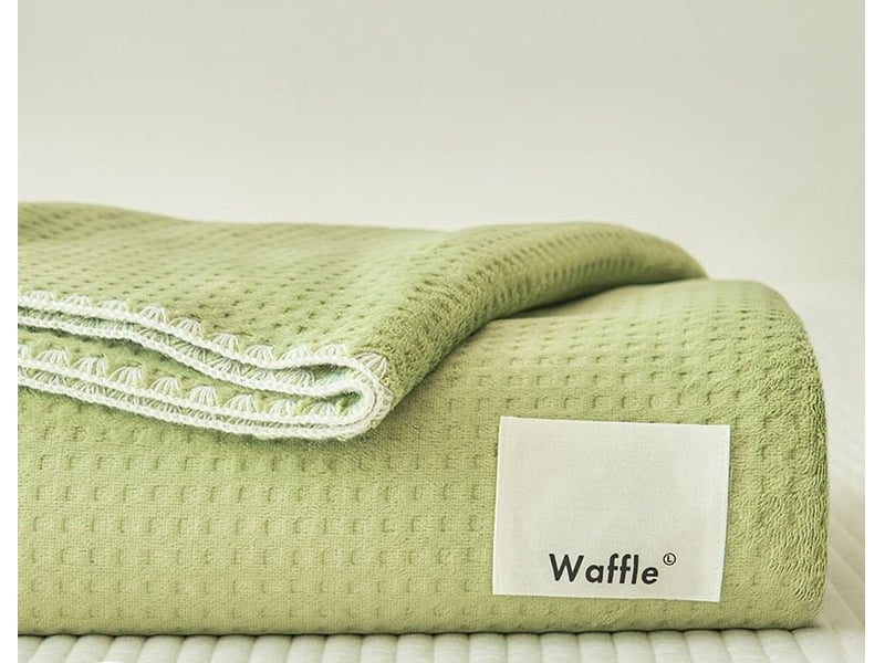 Plaid vert gaufré surpiqûres blanche 150 x 200 cm waffle PD001-VER-150 - Conforama A