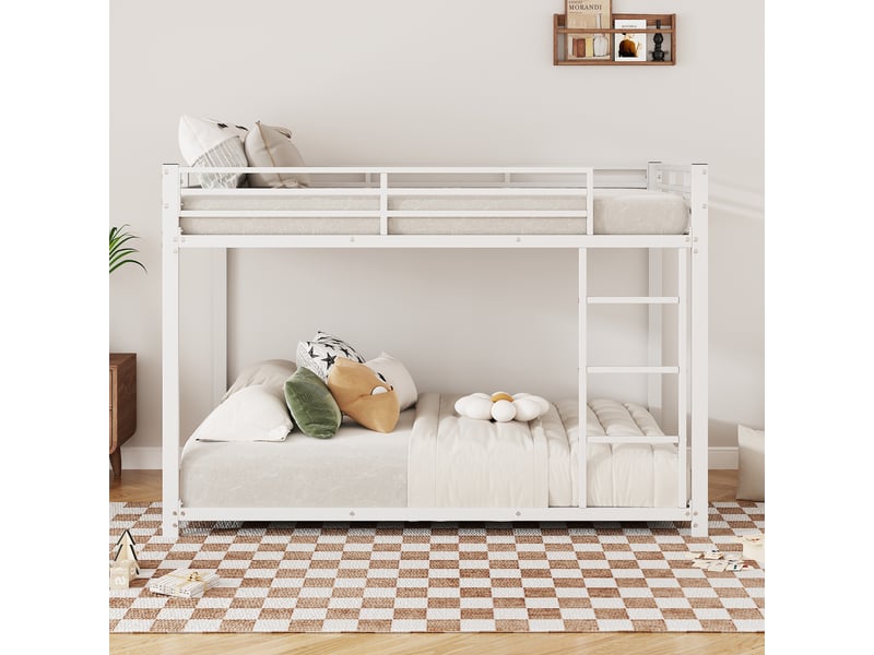  Lit superposé enfant 140 x 200 cm en métal blanc, avec sommiers à lattes et barrières, pour chambre partagée  - Conforama D