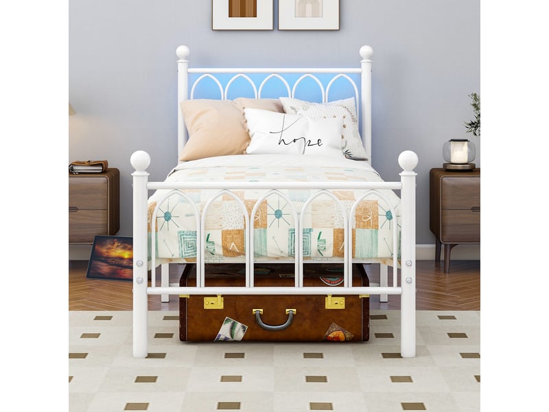 Cadre de lit, lit enfant 90x200 cm, rangement intégré, led, usb, sommier à lattes, métal blanc - Conforama D