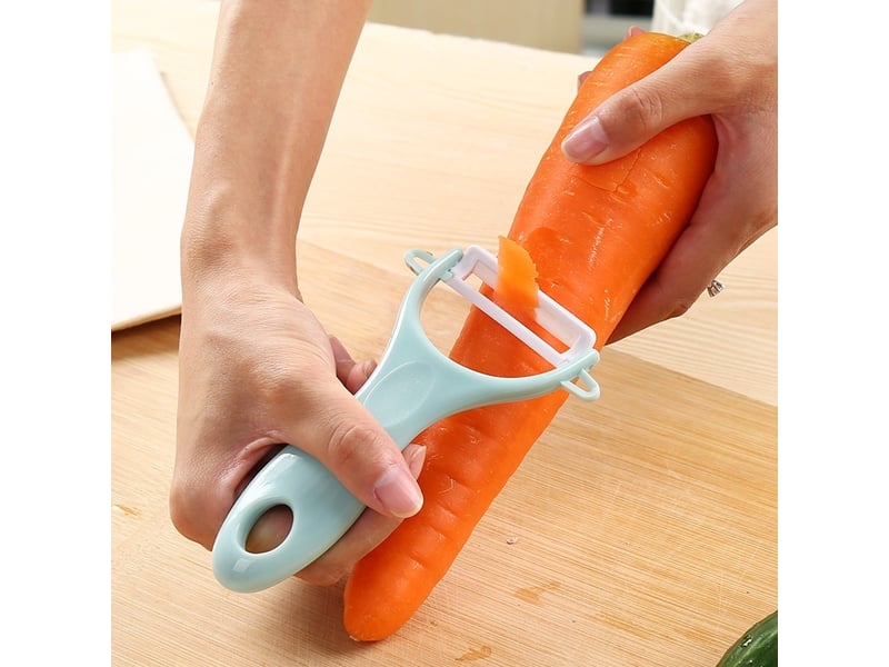  2 couteaux à éplucher bleus éplucheur de pommes multifonctionnel, rabot, éplucheur, éplucheur de pommes de terre  - Conforama C