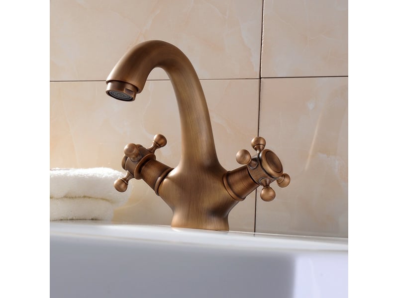 Robinet de lavabo rétro en laiton massif à double poignée, eau chaude et froide, tuyau d'alimentation en eau non inclus HRC0002248TBY - Conforama C