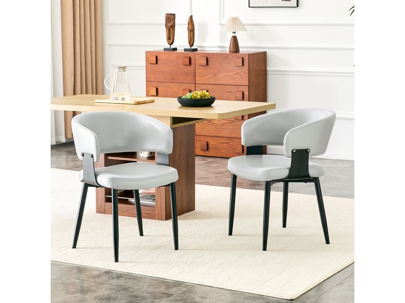  Lot de 2 chaises de salle à manger 44,5x48x77,3cm blanc - en pu avec accoudoirs tonneau et pieds en métal noir  - Conforama C