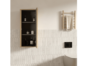 Armoire de salle de bain murale avec 1 porte et 2 étagères ouverture par pression design rainuré 36 × 29 × 75 cm