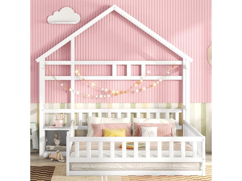  Lit cabane enfant 140x200 en bois massif, lit au sol avec barrière, lit enfant avec table de chevet, design blanc élégant.  - Conforama D