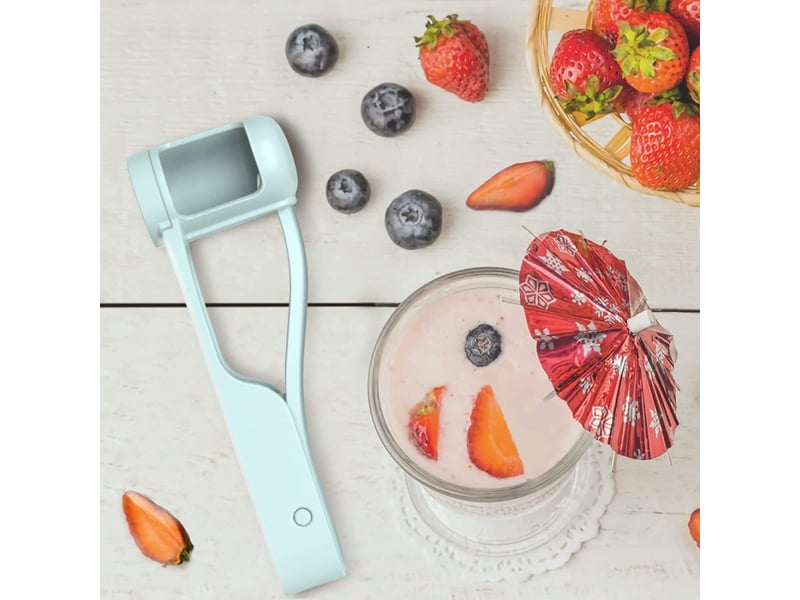 Deux coupe-fruits pour couper tomates, fraises, raisins, etc. Outil de découpe pour bébé, ustensile de cuisine en acier inoxydable (bleu) - Conforama C