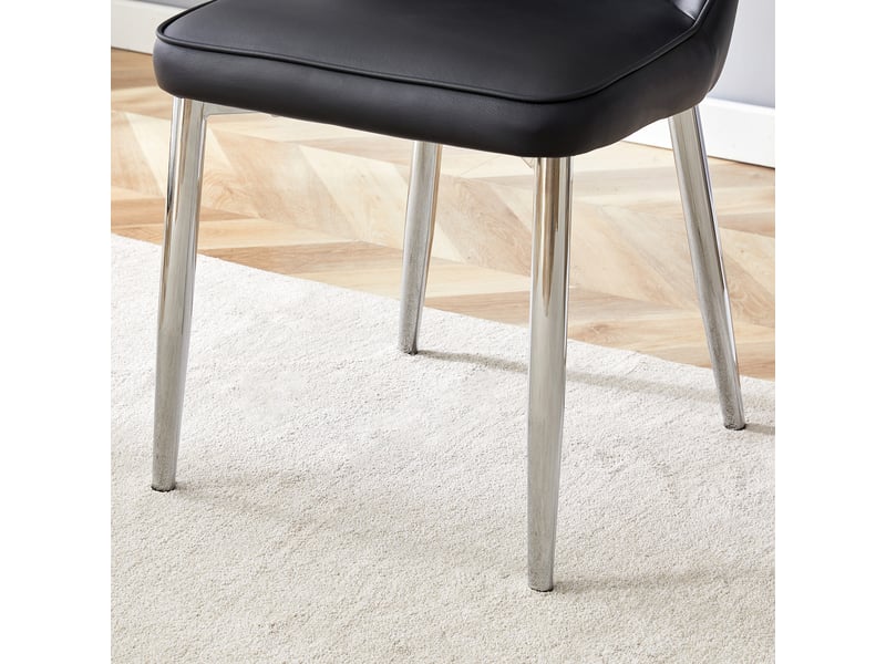  Chaises de salle à manger 2 pièces en simili cuir noir, design moderne et minimaliste, assise et dossier larges, pieds métal argenté, pour salle à manger et cuisine  - Conforama E