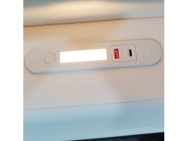  Lit enfant 140 x 200 cm blanc en simili cuir, tête de lit ours avec veilleuse usb et rangement intégré  - Conforama E