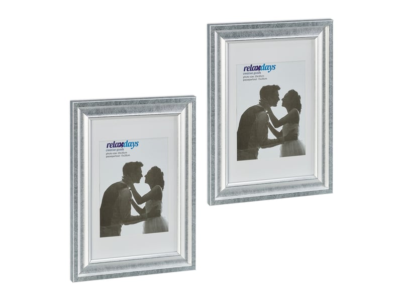  Lot de 2 cadres photos design antique 36,5 x 26,5 x 2 cm à poser ou accrocher décoratif en plastique blanc 13_0013205  - Conforama A