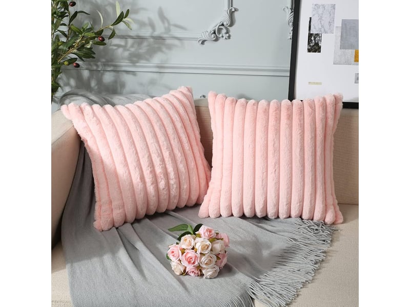  Lot de 2 housses de coussin 45 x 45 cm peluche rose chicfurn  - Conforama D