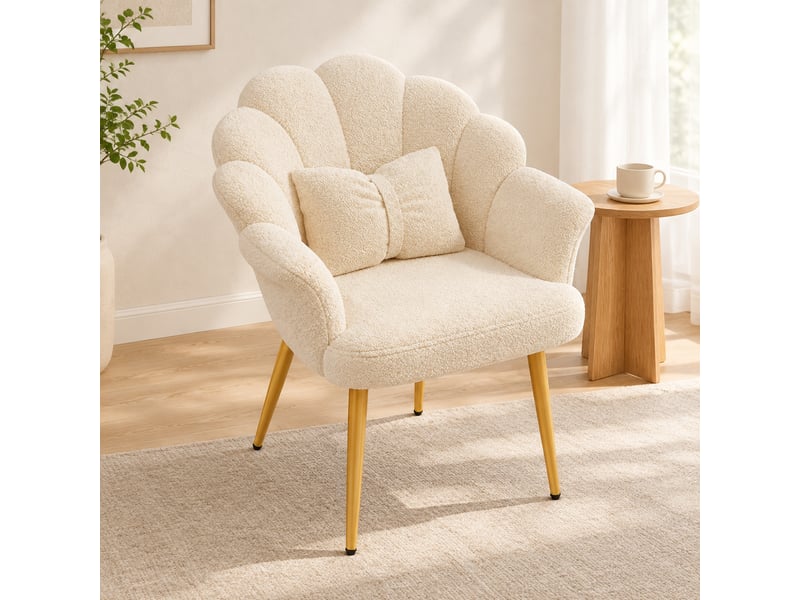 Fauteuil de salle à manger à dossier pétale en tissu teddy beige, pieds dorés - Conforama C