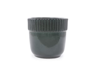 Pot de fleurs céramique artisanal unique ø 38 cm, vert foncé brillant avec bandeau vertical strié, atmosphérique, résistant au gel, avec trou de drainage pour grandes plantes d'intérieur et extérieur