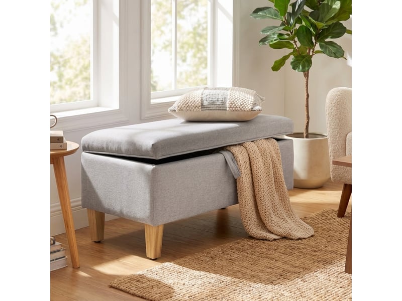  Banc de rangement gris clair 71 cm avec coffre, aspect lin et pieds en bois d'hévéa  - Conforama B