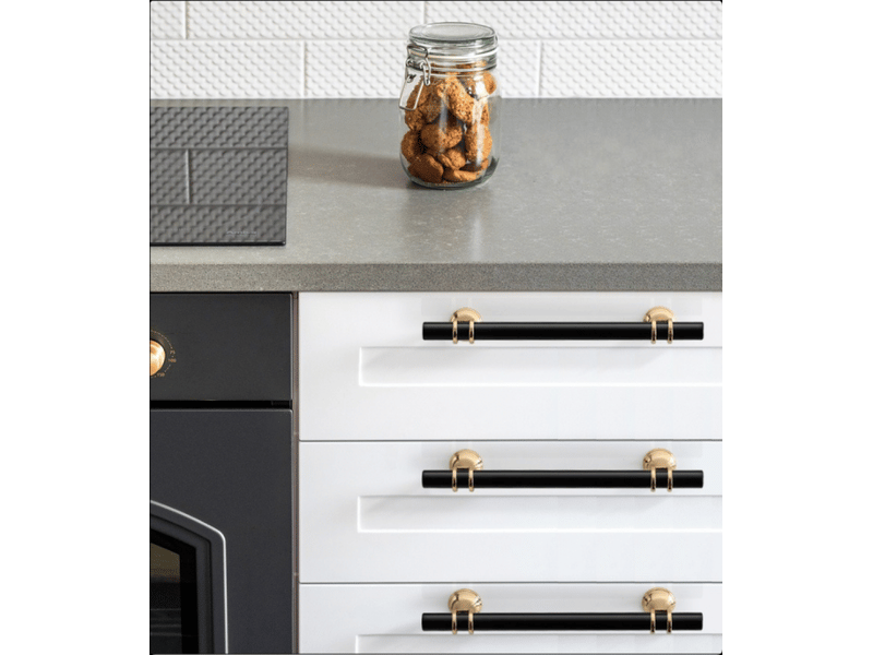 Poignée noire et dorée pour armoire de cuisine de 96 mm, en alliage d'aluminium, avec vis, pour tiroirs, armoires et placards de rangement.  - Conforama B