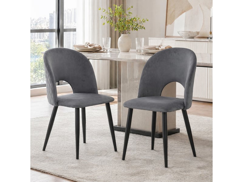  Lot de 2 chaises de salle à manger en velours gris, dossier à motif diamant et pieds réglables en métal  - Conforama C