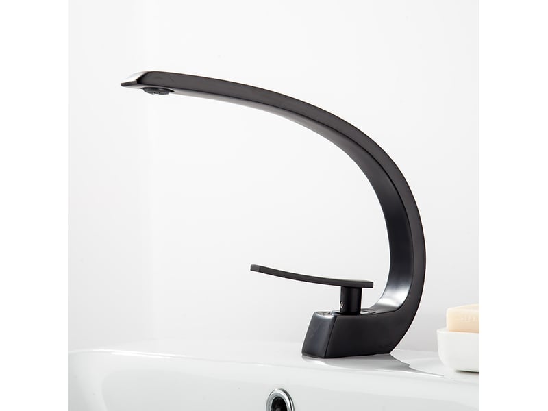  Robinet de lavabo cascade noir, idéal pour les salles de bains, robinet d'eau chaude et froide. Tuyau d'arrivée d'eau inclus  - Conforama A