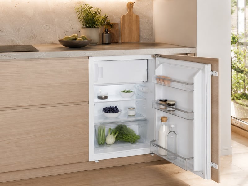  Schneider scrf880s-d - réfrigérateur top intégrable 116l blanc SCRF880S-D - Conforama B