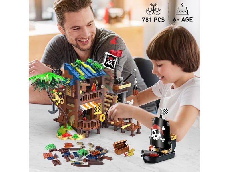  Set de construction pirate 781 pieces avec led 3 en 1 bateau et camp transformable 151498_AAAHU09275_6_DROPFR - Conforama C