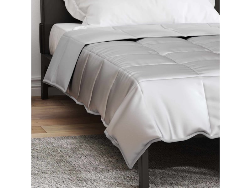Duvet - couette complet toute l'année 155 x 200 cm 300 gsm argenté - Conforama D