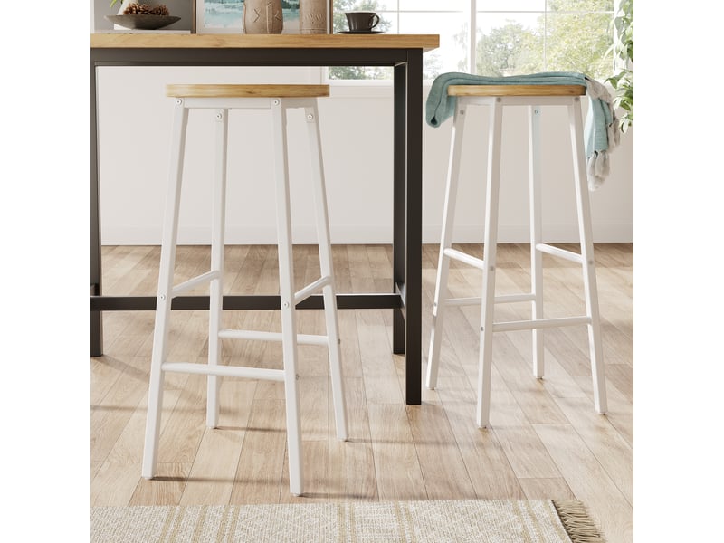  2 tabourets de bar avec repose-pieds - lpospi - assise aspect bois, pieds réglables, métal blanc 30 × 30 × 70 cm  - Conforama C