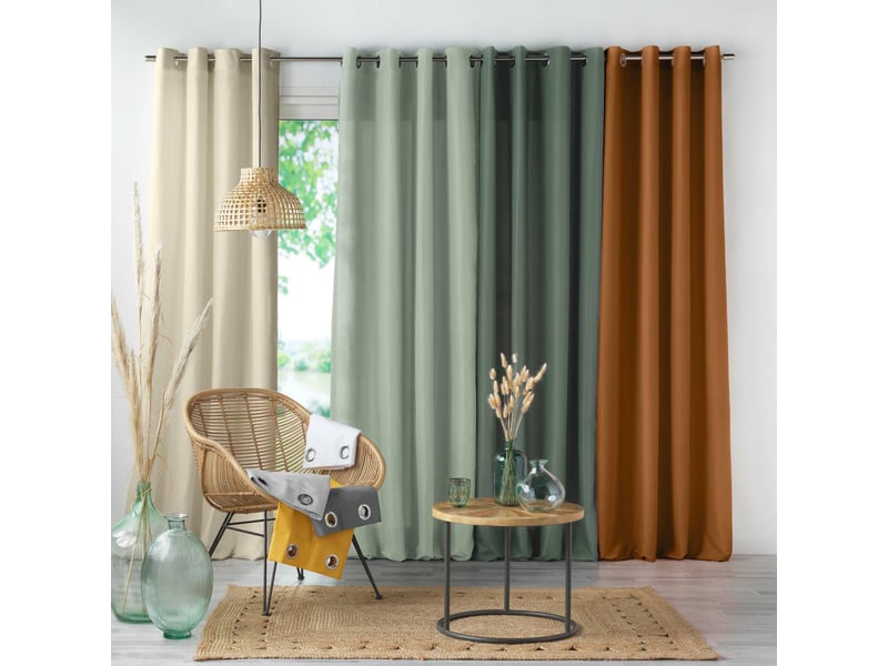 Rideau à œillets 140 x 280 cm microfibre unie absolu cèdre grande hauteur 1612597 - Conforama C