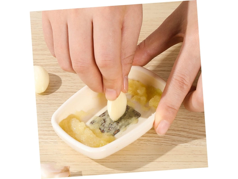 Râpe à gingembre et ail portable maison ergonomique ustensile de cuisine compact facile à nettoyer hachoir réutilisable pour amateurs de cuisine - Conforama B