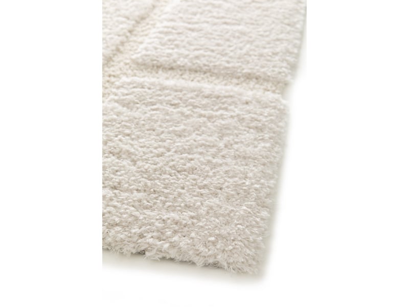  Tapis shaggy doux à relief graphique crème 160x230  - Conforama C