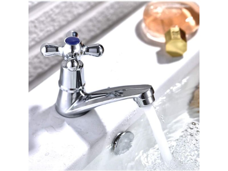  Robinet d'eau froide chromé – alliage durable – poignée ergonomique à cinq branches – protection anti-éclaboussures – tuyau non inclus YSK0001584LY - Conforama C