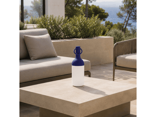 Lampe nomade en plastique bleu-elo