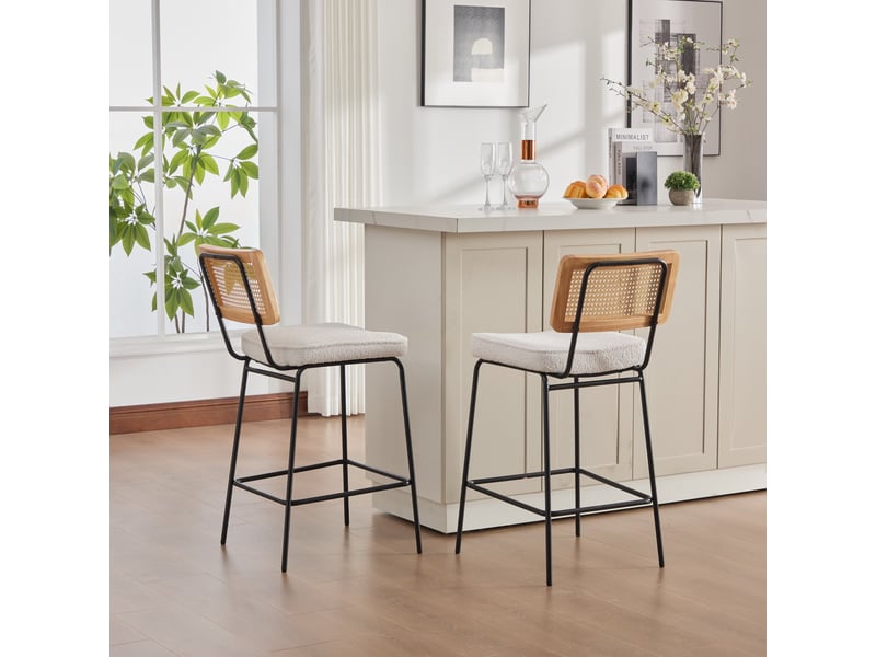  Lot de 2 tabourets de bar modernes ivoire en chenille, dossier effet rotin, pieds métal  - Conforama E