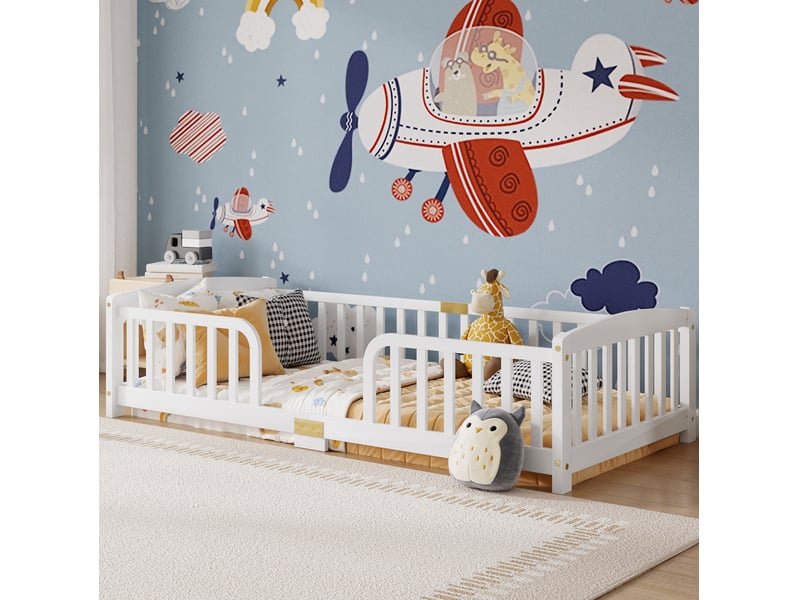  Lit enfant au sol 90 x 200 cm avec barrières de sécurité et entrée centrale, blanc  - Conforama D