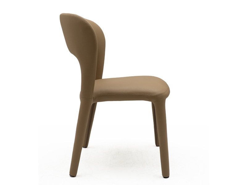  Lot de 4 chaises recouvertes de similicuir couleur vison  - Conforama R