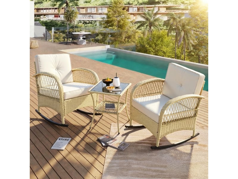 Ensemble de balcon en rotin, 3 pièces, comprenant 2 fauteuils à bascule, une table en verre, des coussins beiges, résistant aux intempéries, capacité de charge 160 kg - Conforama D