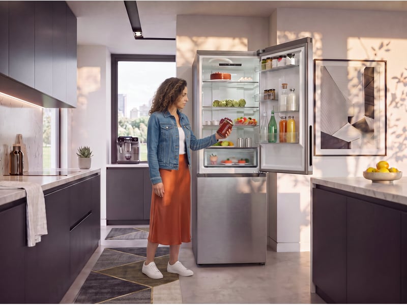 Réfrigérateur combiné (congél en bas) CANDY CNCQ2T618DX - Conforama Y