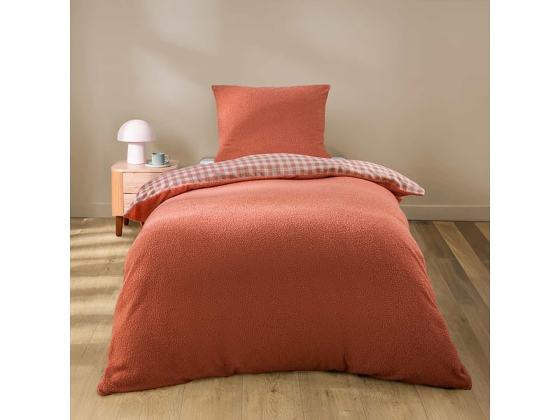  Parure de lit 2 pièces pilou revers carreaux housse + taie 140x200 cm  - Conforama A