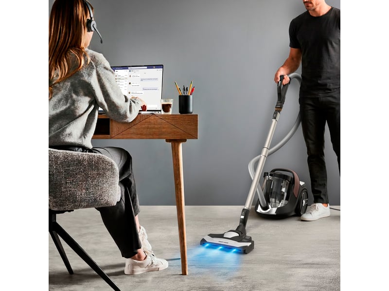  Aspirateur traineau  - Conforama Y