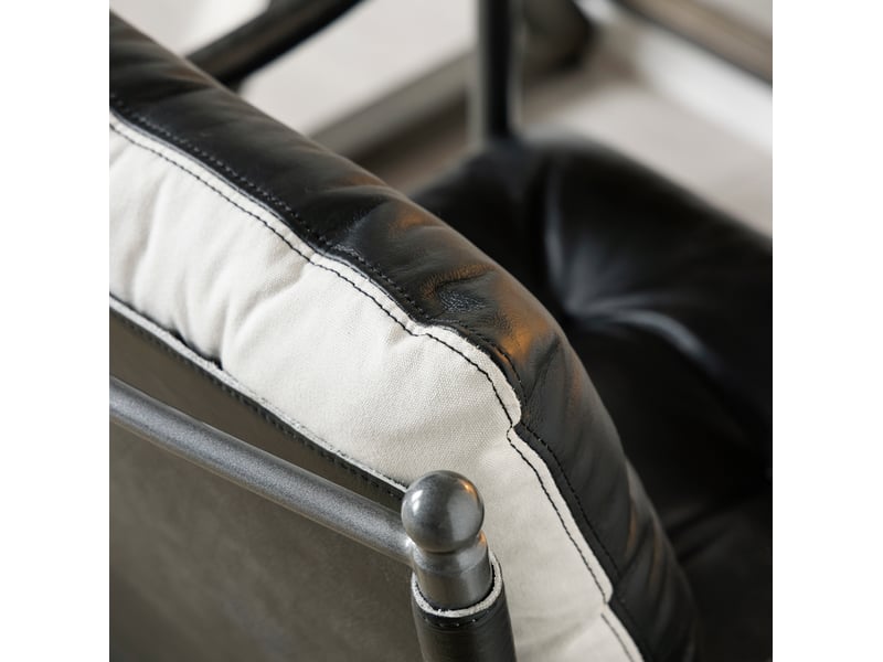  Fauteuil d'accent en cuir avec accoudoirs et structure métallique noire, style moderne pour salon  - Conforama E