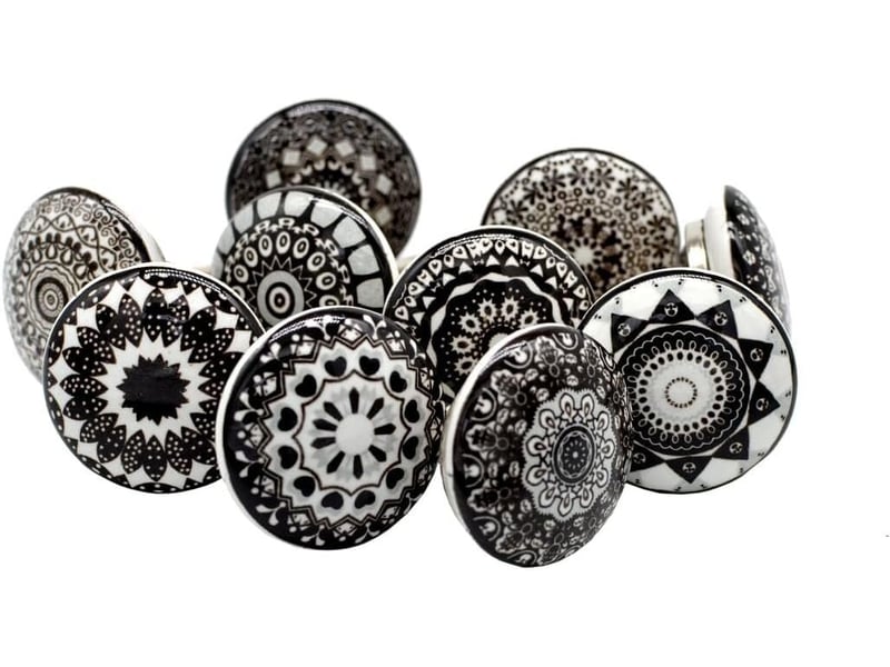  10 unités de boutons de céramique avec motif mandala, noirs  - Conforama B