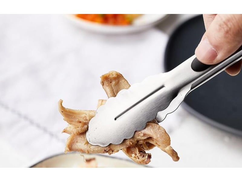  1 paire de pinces de cuisine de 34 cm - parfaites pour saisir les aliments, les salades et les grillades - black  - Conforama D