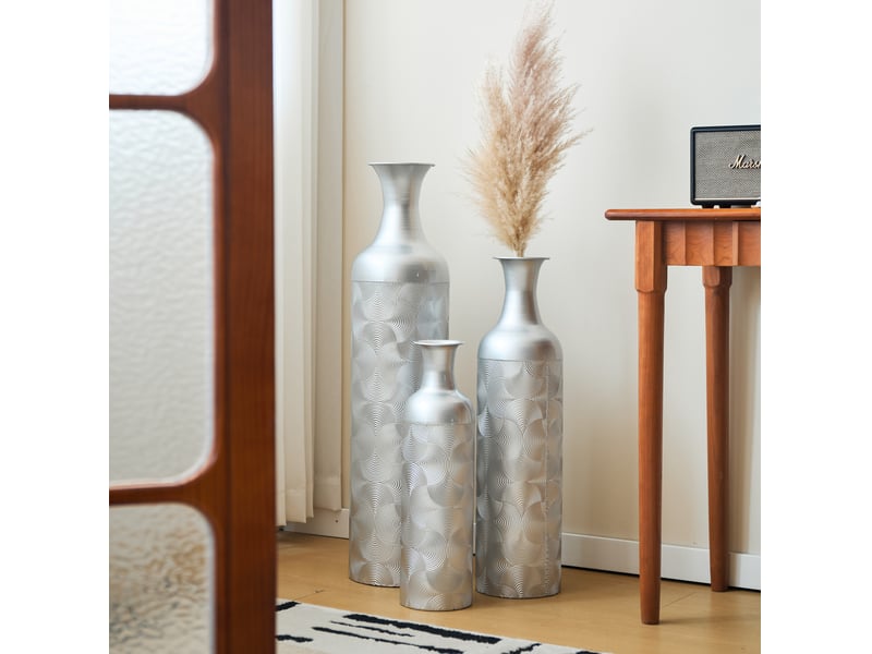 Lot de 3 vases de sol en métal argenté à motif ondulé, 50, 66 et 83 cm, pour une décoration moderne raffinée - Conforama E