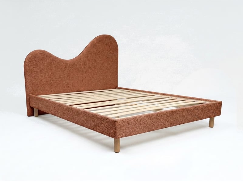 Bobochic lit celina tissu bouclette avec lattes massives orange 180x200 CELINA - Conforama A